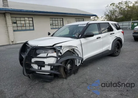 2024 Ford Explorer Police Interceptor from USA, damaged, VIN 1FM5K8AC5RGA69547